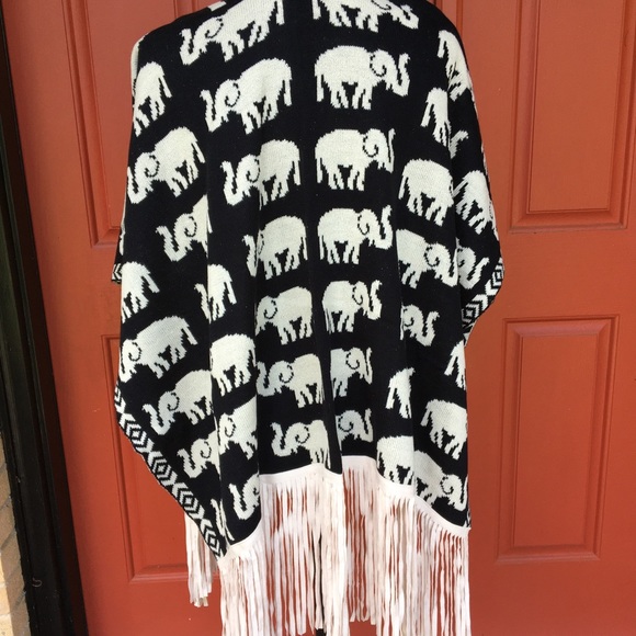 Wrap W/Long Fringe - Picture 5 of 6